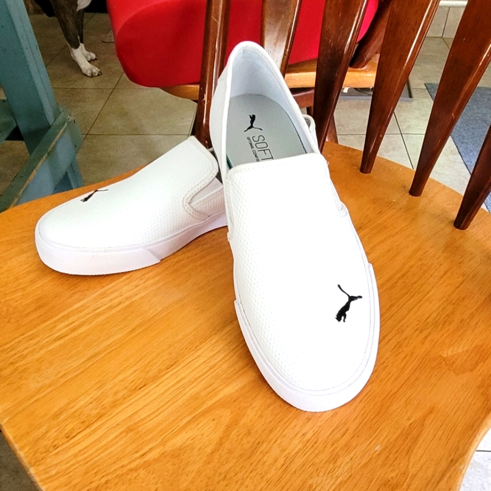 Puma Bari women's slip ons.